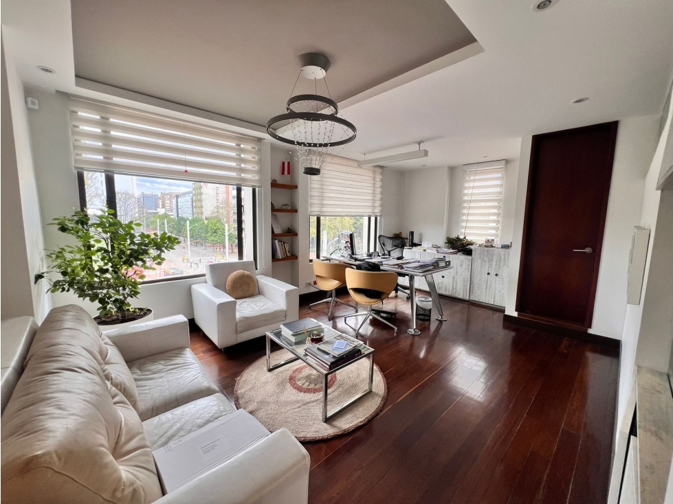 SE VENDE OFICINA AMOBLADA EN EL VIRREY 256m2 - 4