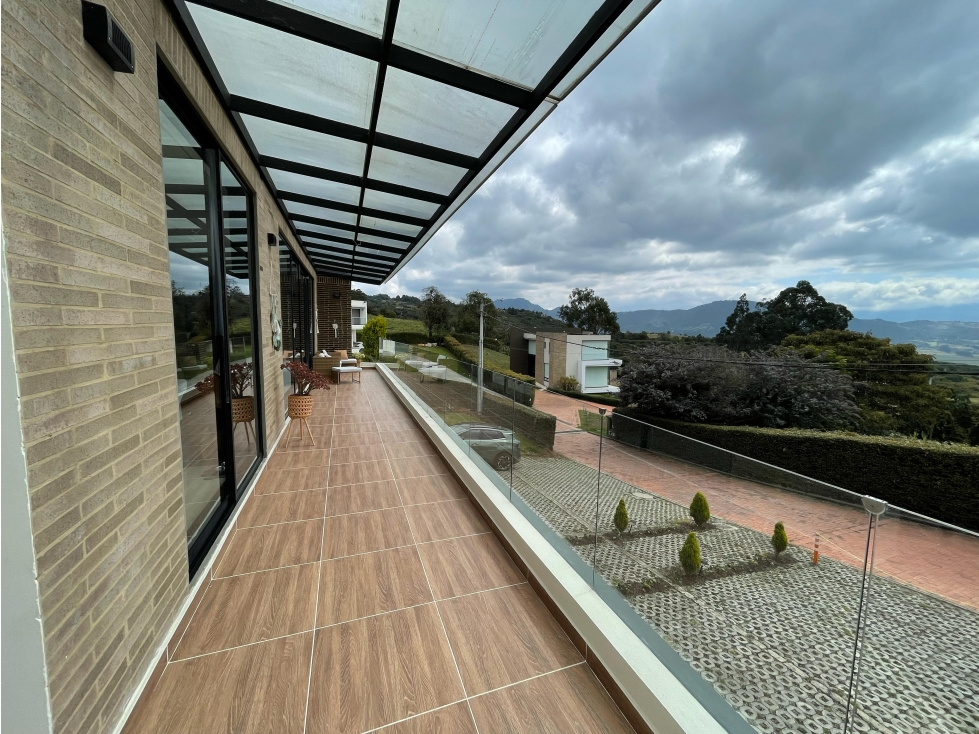 SE VENDE CASA EN APOSENTOS YERBABUENA 414m2 TERRAZAS 90m2 — foto 5