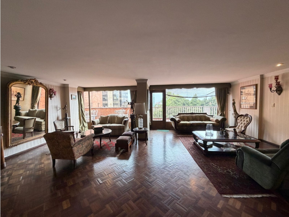 SE VENDE APARTAMENTO EN EL CHICÓ 240M2 TERRAZA 140M2
