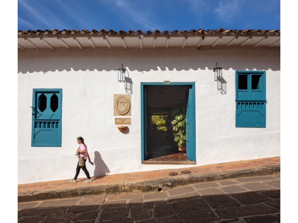 SE VENDE HOTEL COLONIAL EN BARICHARA 645M2 - 2