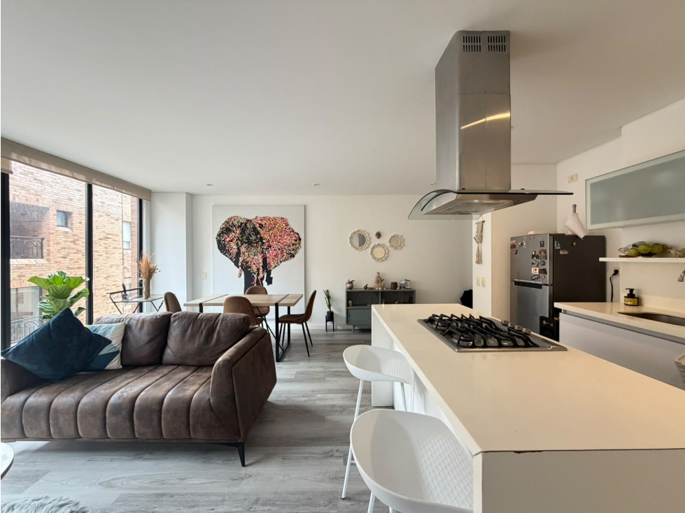 SE ARRIENDA APARTAMENTO EN CHICÓ NORTE 74M2