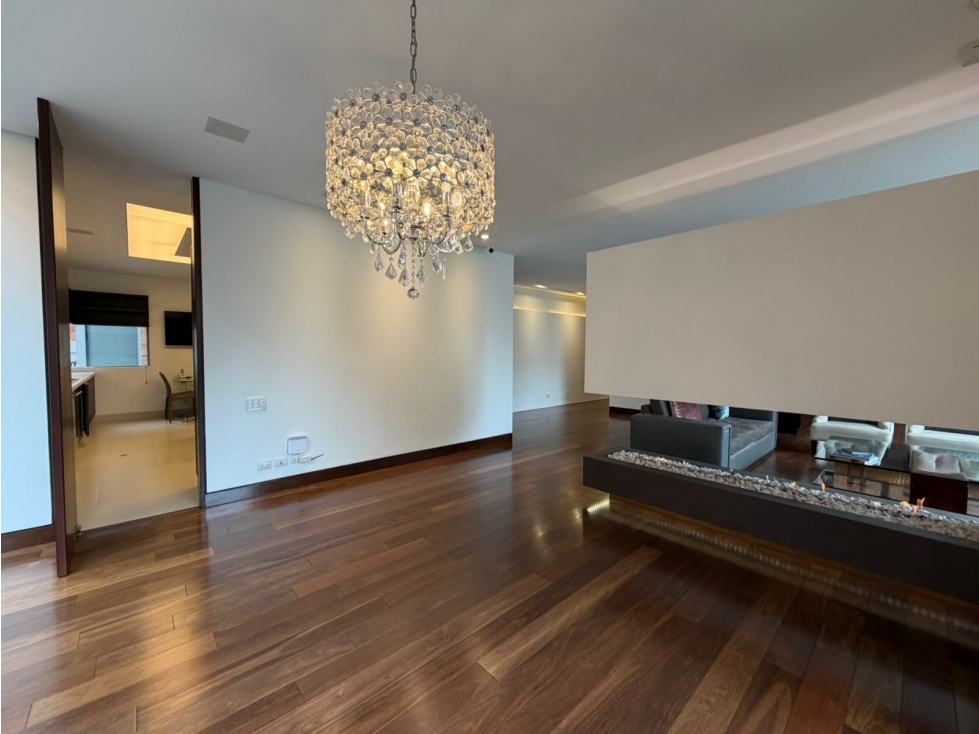 SE VENDE O ARRIENDA APARTAMENTO EN CHICÓ RESERVADO 280m2 — foto 3