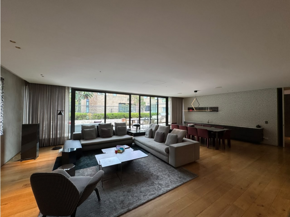 SE ARRIENDA APARTAMENTO AMOBLADO O SIN AMOBLAR 240M2 + TERRAZA 80M2 — foto 2