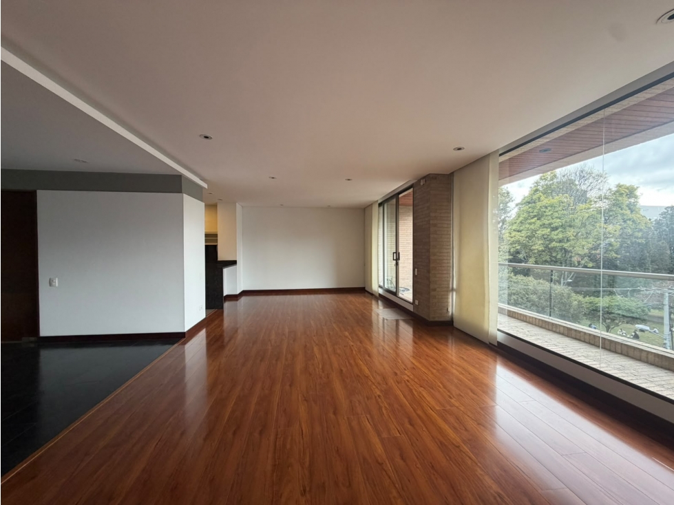 SE ARRIENDA APARTAMENTO EN CHICÓ RESERVADO 242M2 + BALCÓN 11M2 — foto 6
