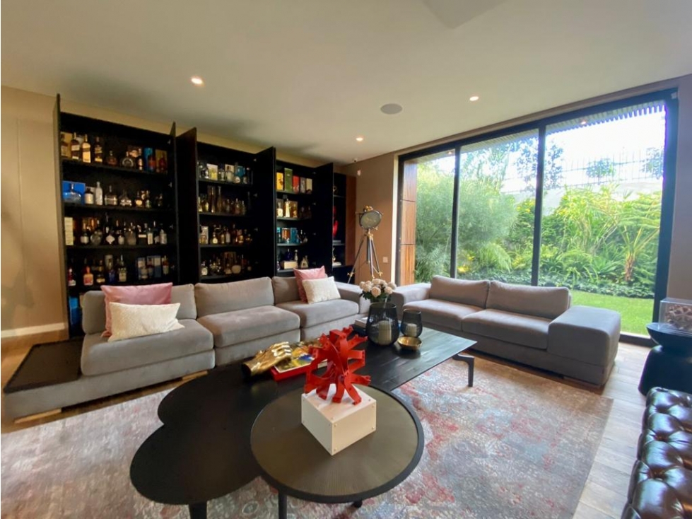 Se VENDE casa Santa Ana 815m2 Terraza & Jardín — foto 4