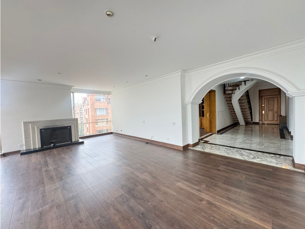 SE VENDE APARTAMENTO EN LOS ROSALES 374m2 — foto 2