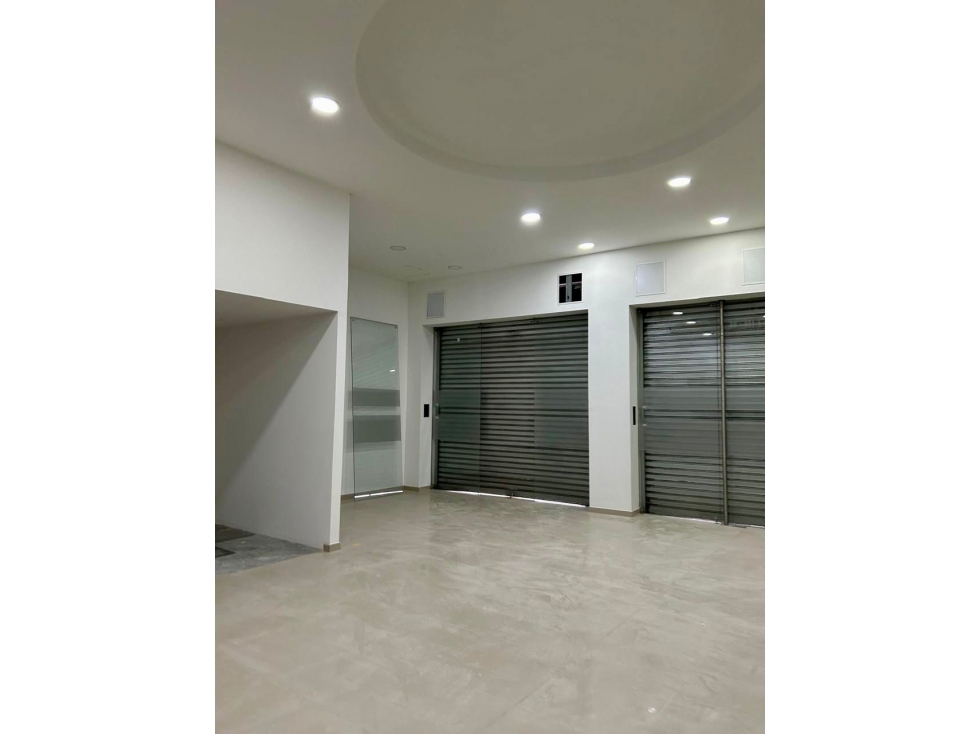 SE VENDE O ARRIENDA BODEGA EN TOBERIN 690m2 — foto 3