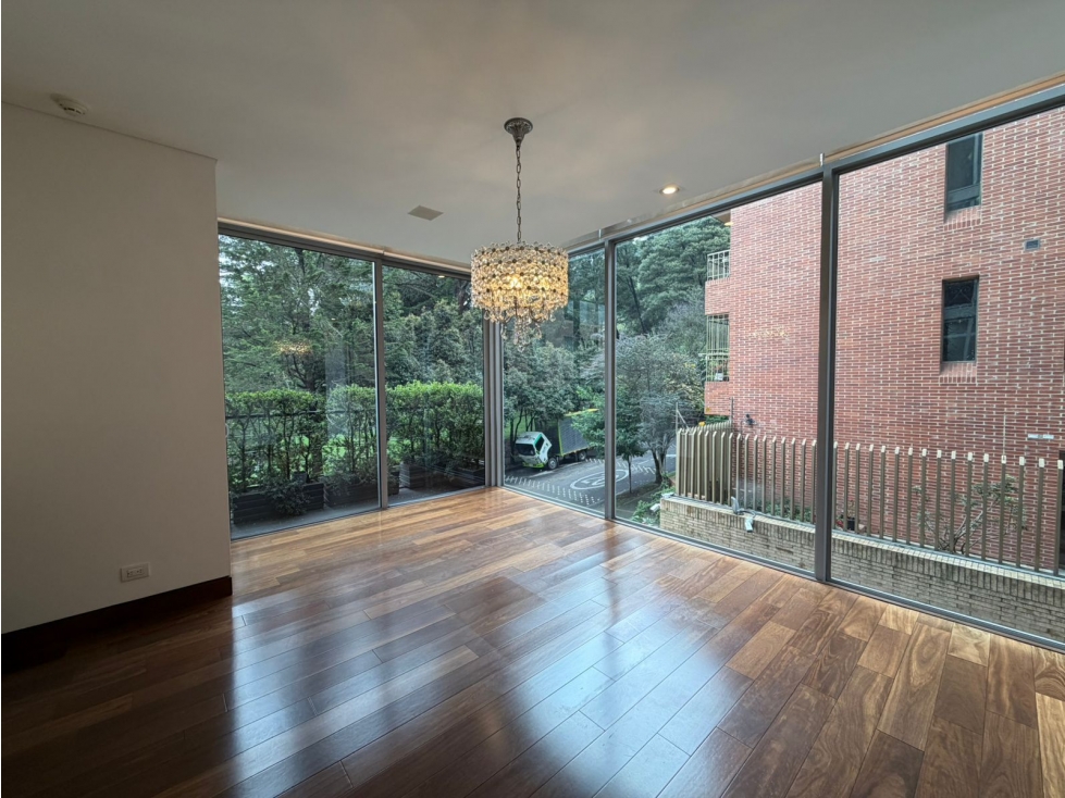 SE VENDE O ARRIENDA APARTAMENTO EN CHICÓ RESERVADO 280m2 — foto 2