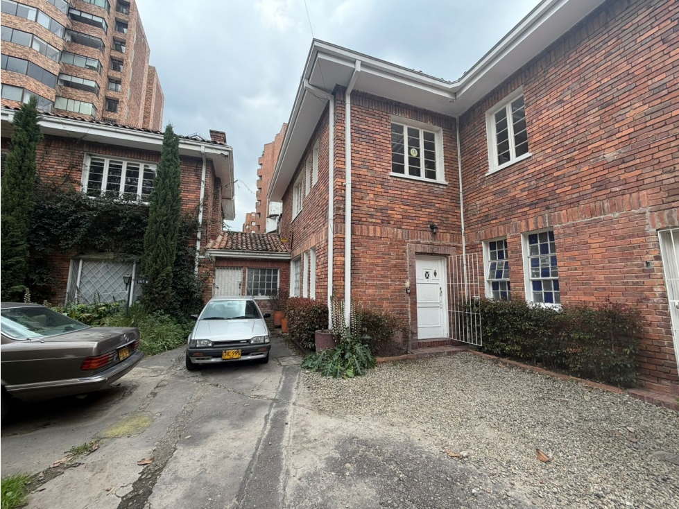 SE VENDE O ARRIENDA CASA COMERCIAL EN EL NOGAL 313M2 — foto 3