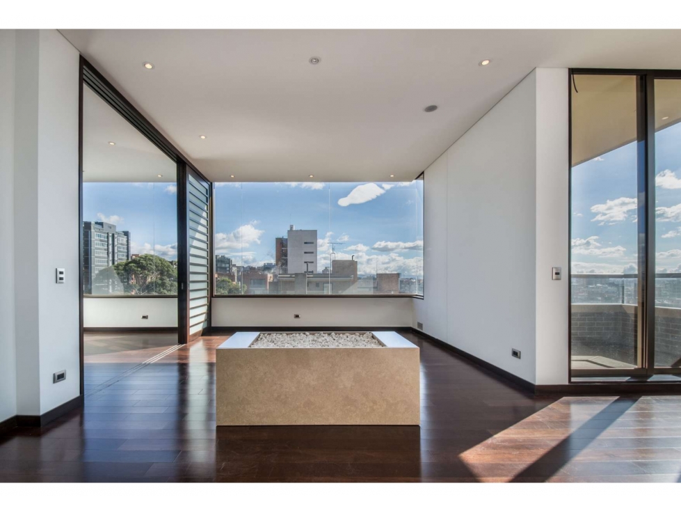 SE VENDE APARTAMENTO 205m2 TERRAZA 109m2