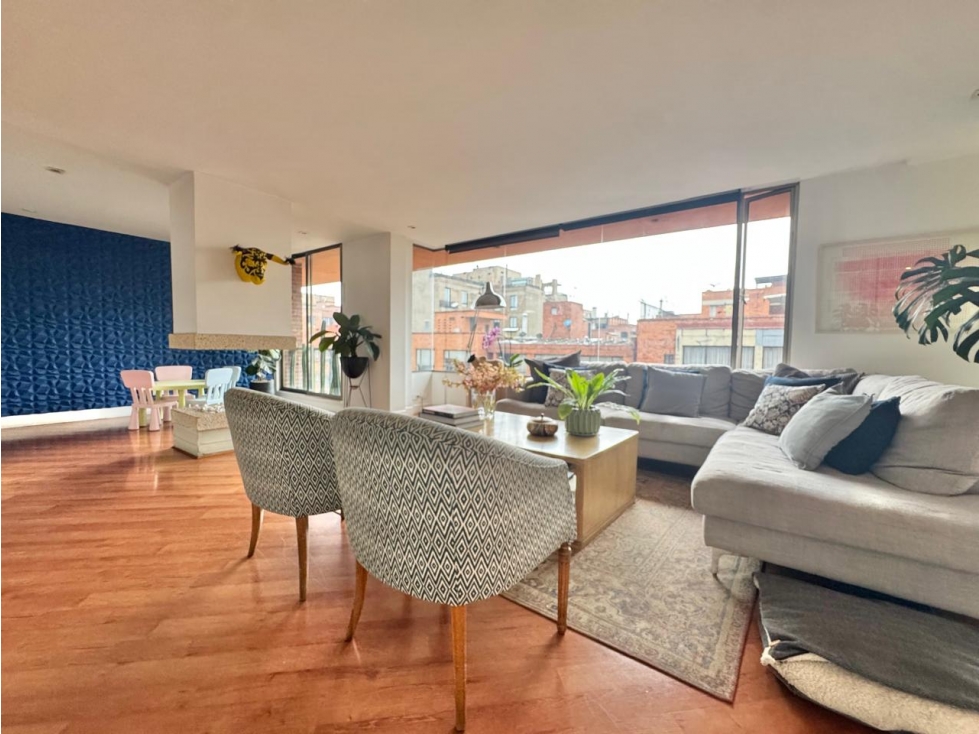 SE ARRIENDA APARTAMENTO EN EL VIRREY 287m2 TERRAZA 90m2 — foto 2
