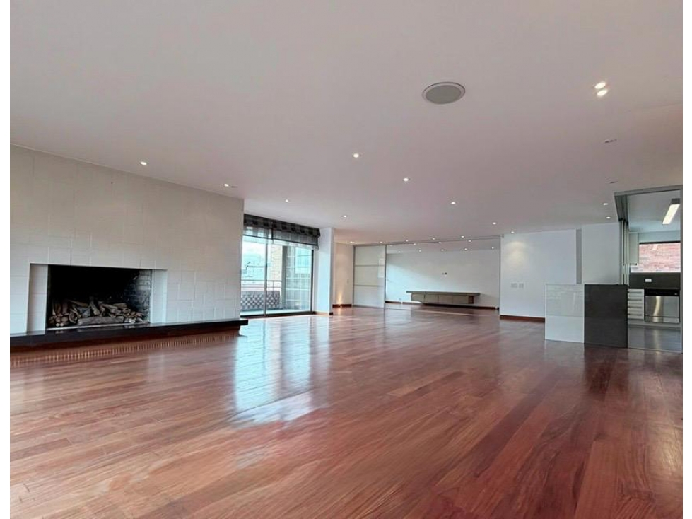 Se arrienda apartamento con dos balcones de 250 m² en La Cabrera — foto 4