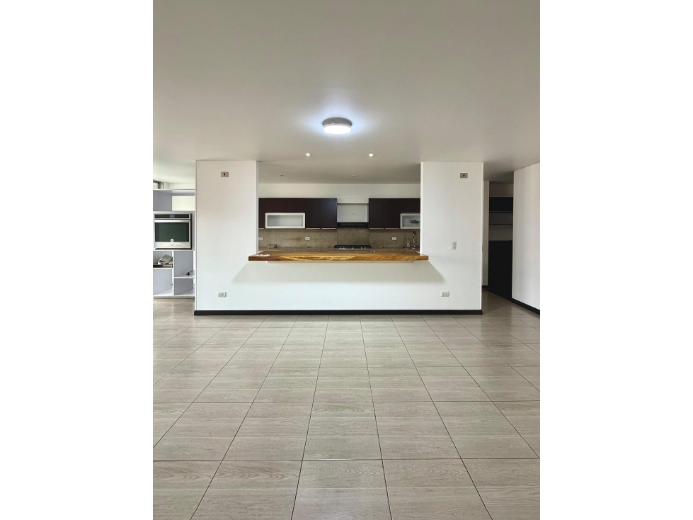 Venta de apartamento de 242m2 en Chico Navarra con balcón — foto 5