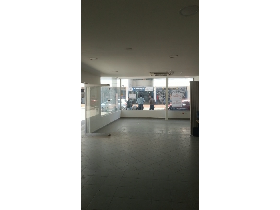SE ARRIENDA O VENDE EDIFICIO EN NEIVA 900M2 - 5