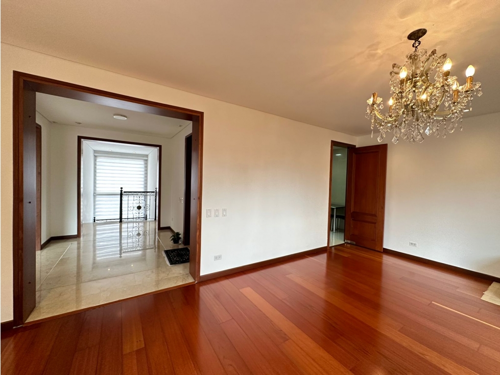 Se VENDE apartamento El Chicó 383m3 Terraza — foto 2
