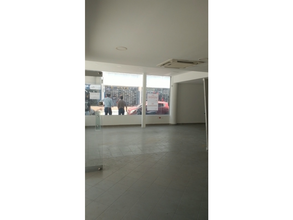 SE ARRIENDA O VENDE EDIFICIO EN NEIVA 900M2 - 6