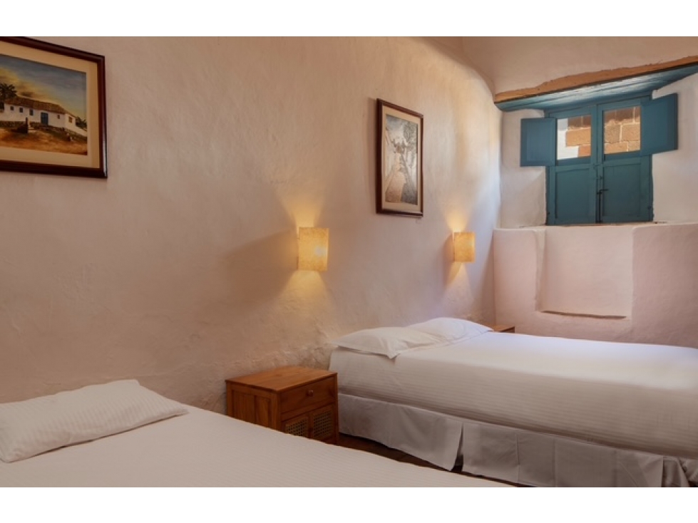 SE VENDE HOTEL COLONIAL EN BARICHARA 645M2 - 4