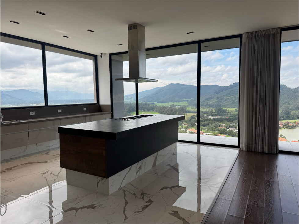 SE VENDE CASA O SE ARRIENDA EN APOSENTOS 584m2 — foto 6