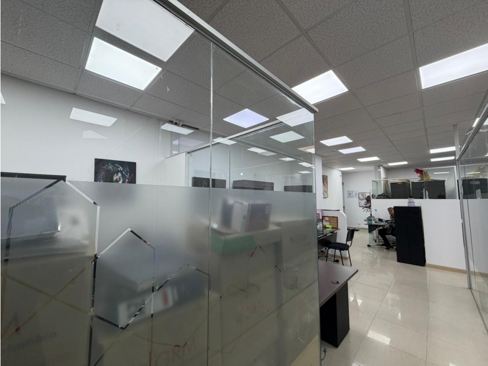 SE VENDE O ARRIENDA OFICINA EN EL CHICÓ 120M2 — foto 5