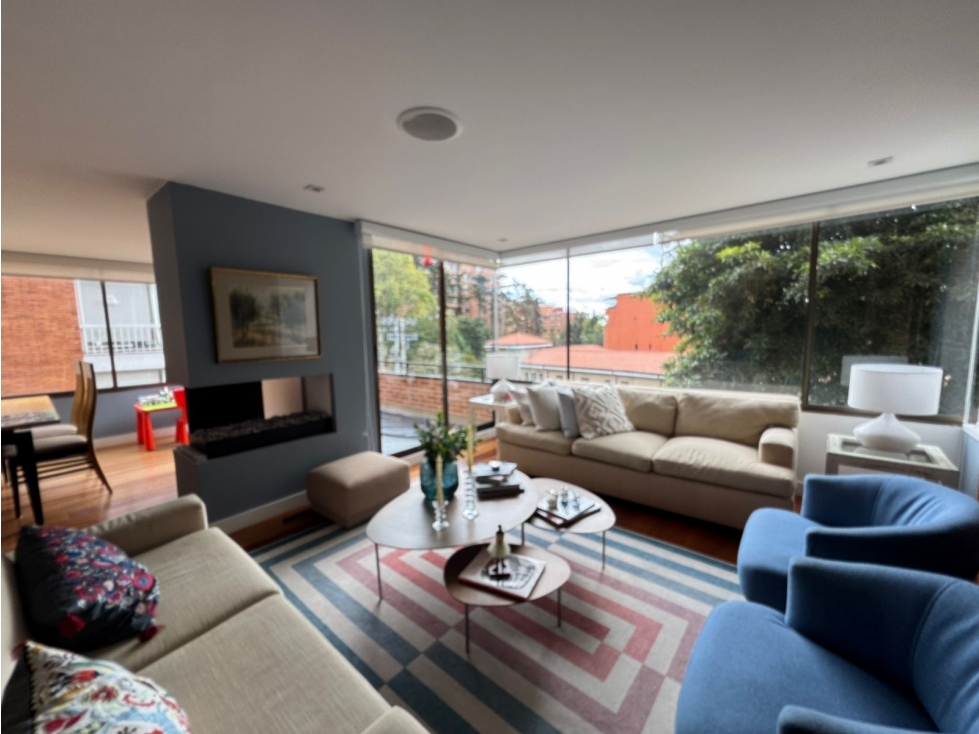 SE VENDE APARTAMENTO EN LOS ROSALES 205m2 — foto 2