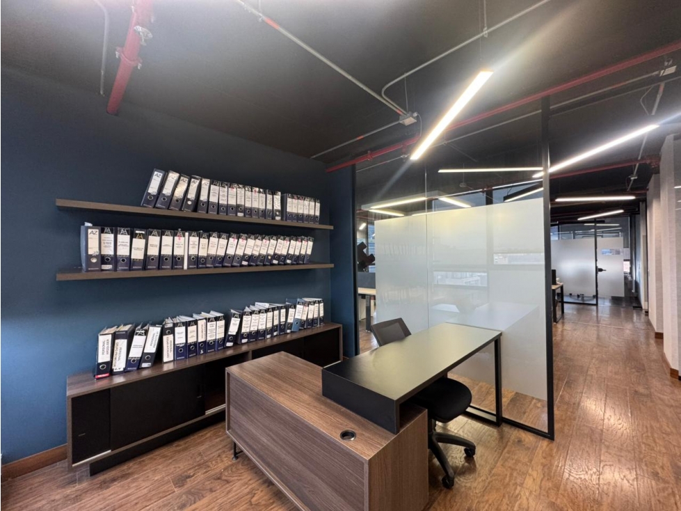 SE VENDE O ARRIENDA OFICINA 432m2 CHICÓ NORTE — foto 2