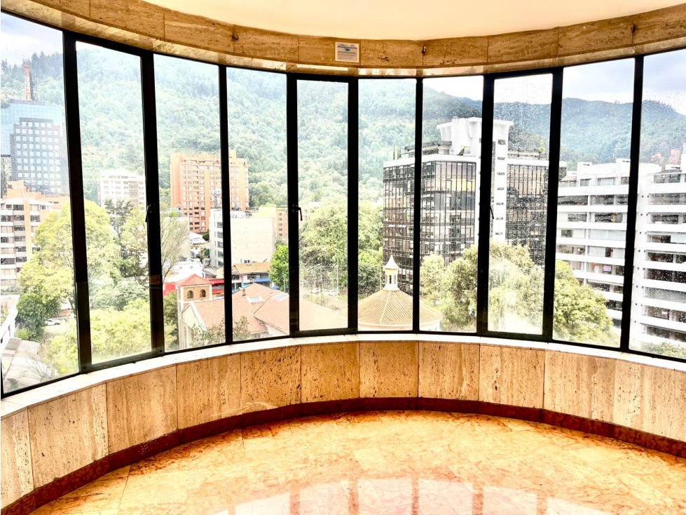 SE VENDE O ARRIENDA OFICINA EN CHICÓ NORTE 113m2