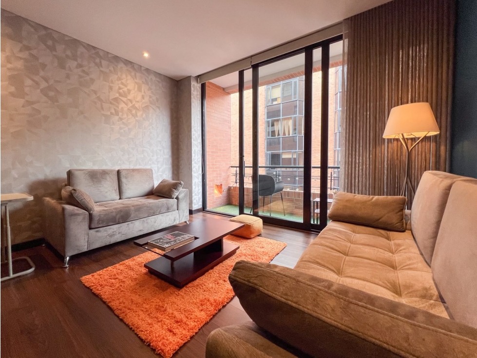 SE ARRIENDA APARTAMENTO AMOBLADO EN ROSALES BAJO 87M2 MÁS BALCÓN