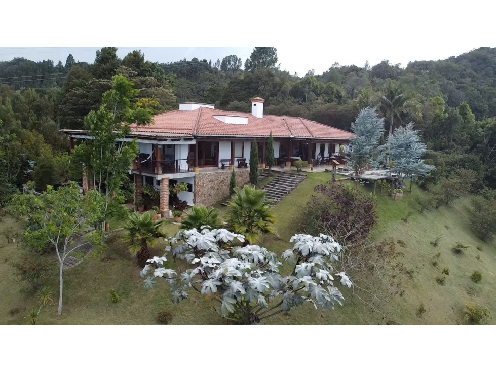 Vendo espectacular casa campestre en el escobero-Municipio el Retiro