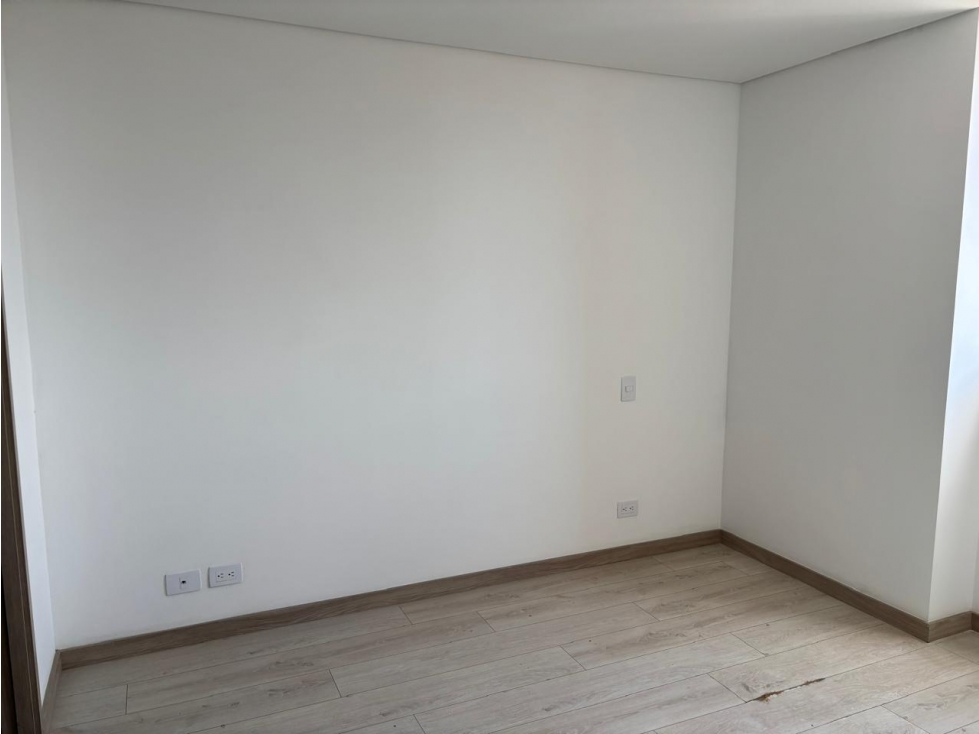Vendo apartamento Sabaneta Loma san José — foto 5