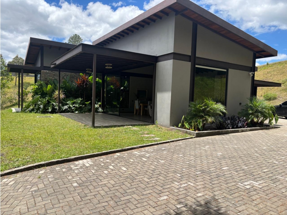 Vendo Casa Campestre Refugio Montesereno el Retiro Antioquia