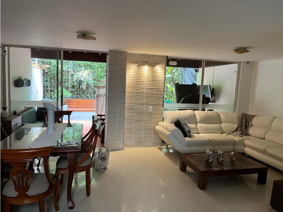 Vendo Casa - Poblado - CES
