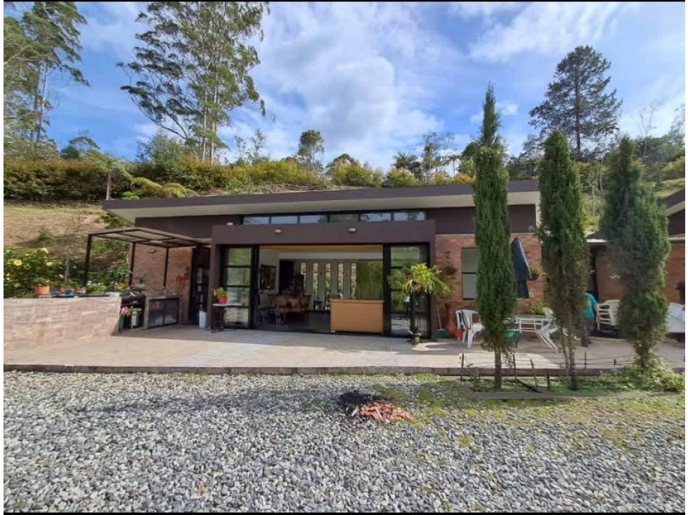 Vendo Finca en Rionegro Lagos de Pontezuela
