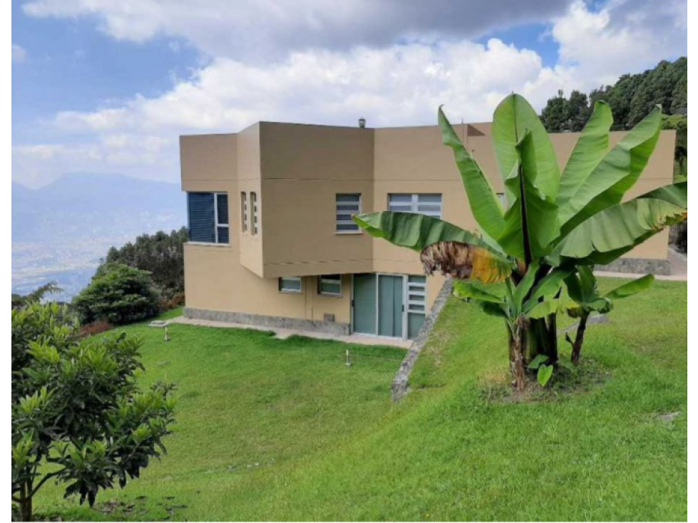 Vendo hermosa casa campestre Av. las Palmas