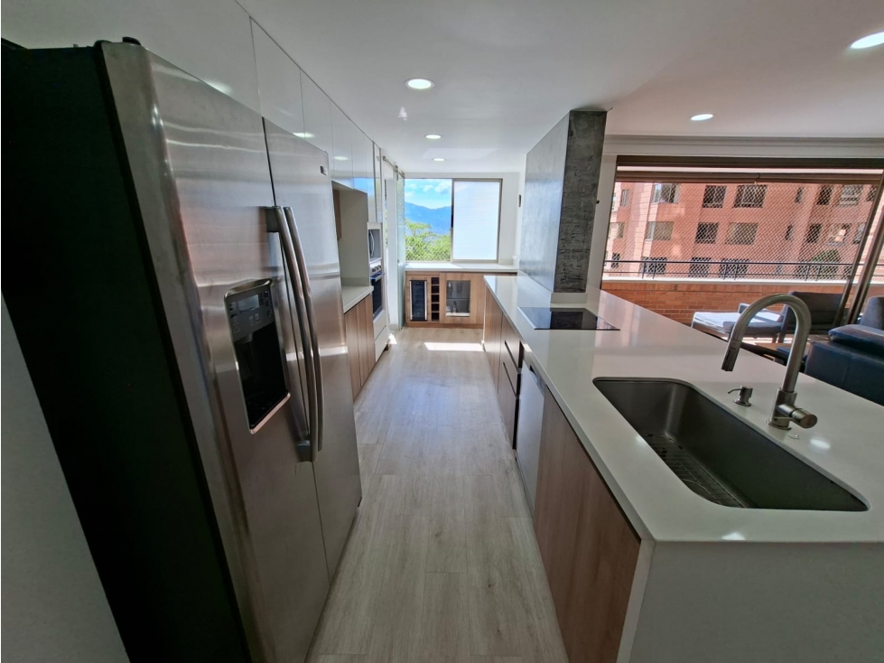 Apartamento en venta en el Tesoro - Poblado, Medellín — foto 4