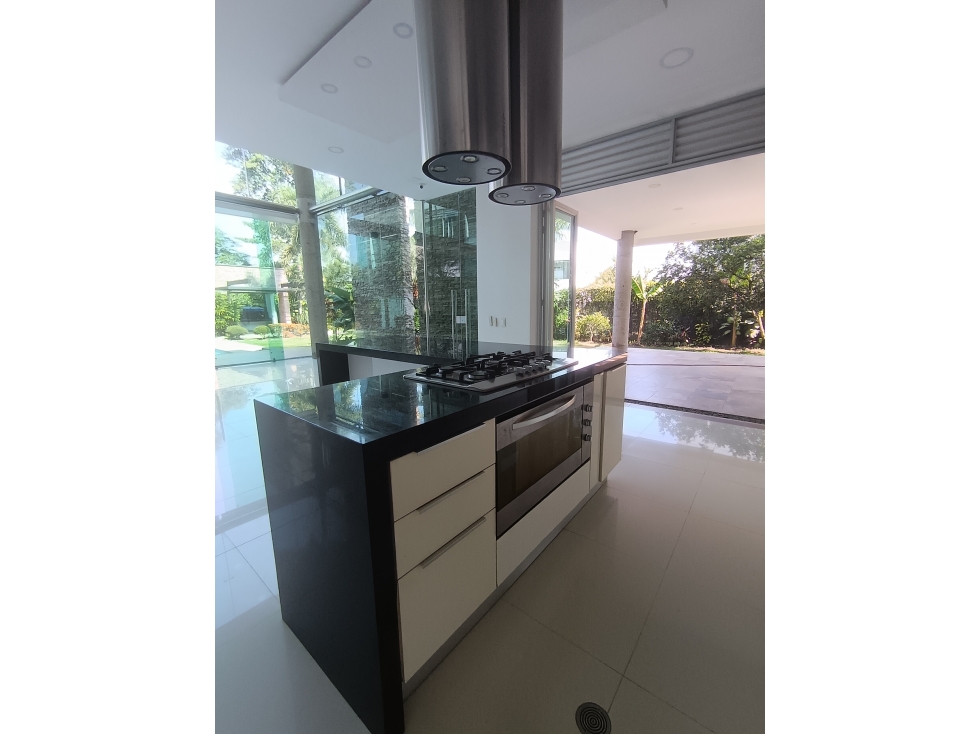 VENDO CASA LUJOSA EN CR AGUAS CALIENTES - PANCE — foto 5