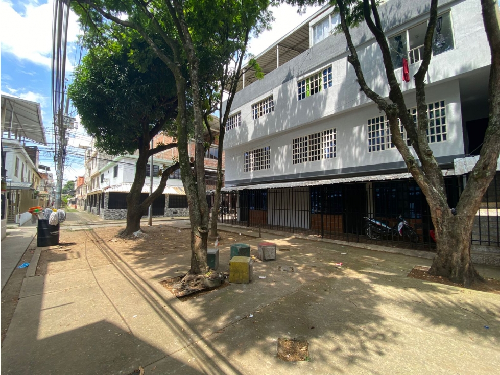VENDO CASA EN CIUDAD CORDOBA
