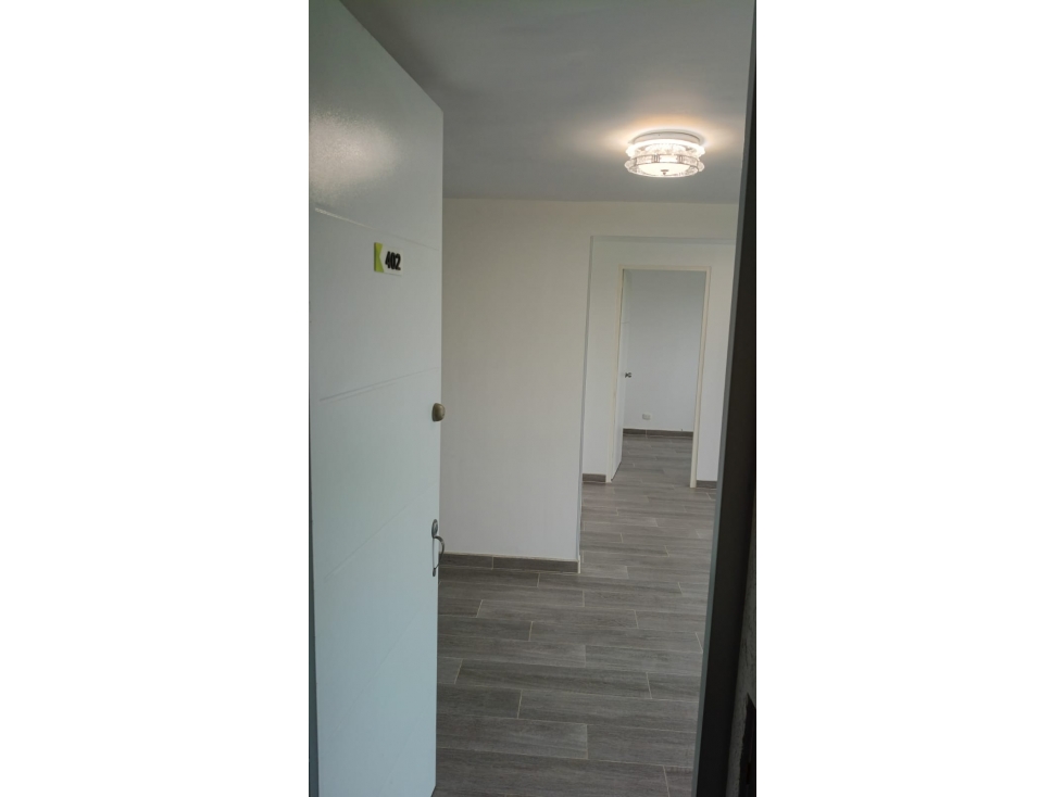 VENDO APARTAMENTO EN CR VIÑAS - CIUDAD DEL VALLE — foto 2