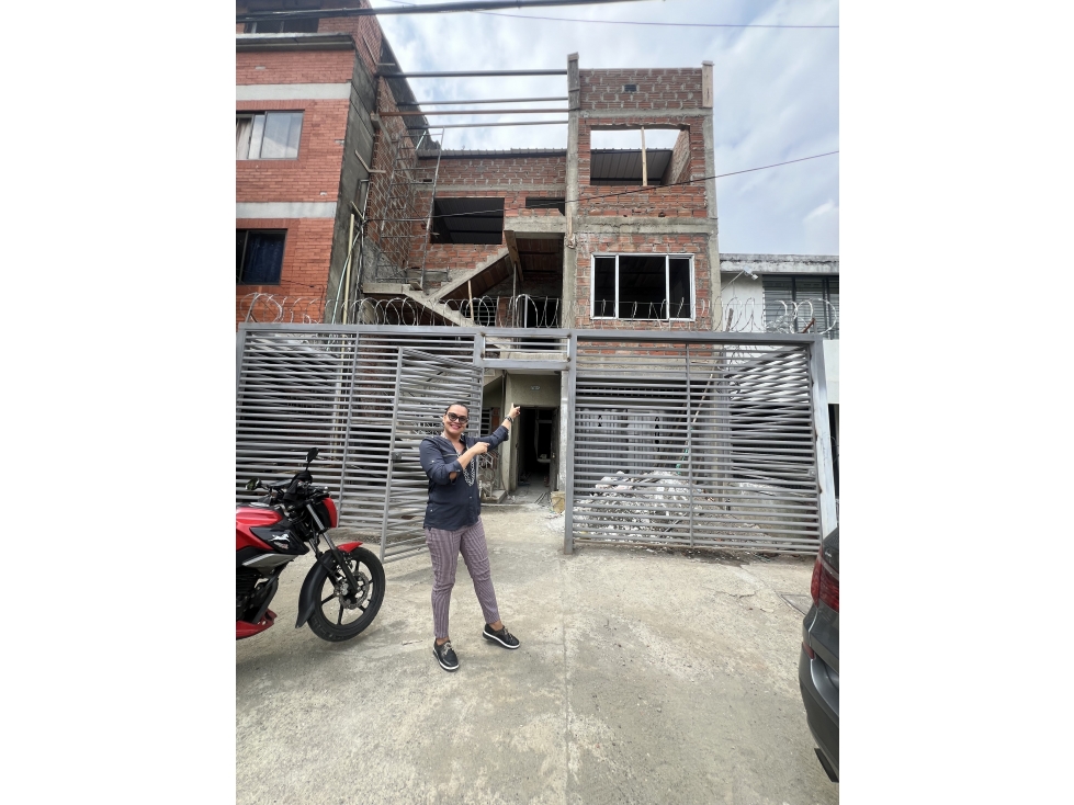 VENDO EDIFICIO EN COLSEGUROS
