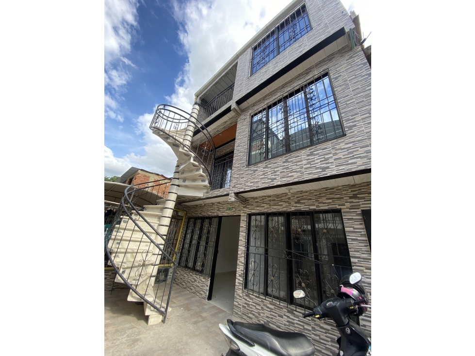 ARRIENDO APARTAMENTO EN LAS CEIBAS PISO 2 - 1