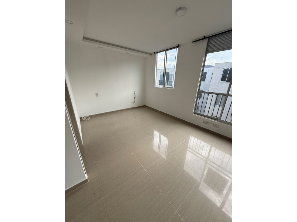 ARRIENDO APARTAMENTO EN CR MALAGA - CIUDAD GUABINAS - 2