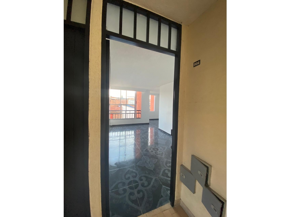 VENDO APARTAMENTO EN CR ARBOLEDA DE LAS VEGAS — foto 3