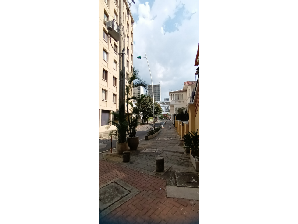 EDIFICIO EN VENTA GRANADA CENTENARIO — foto 3