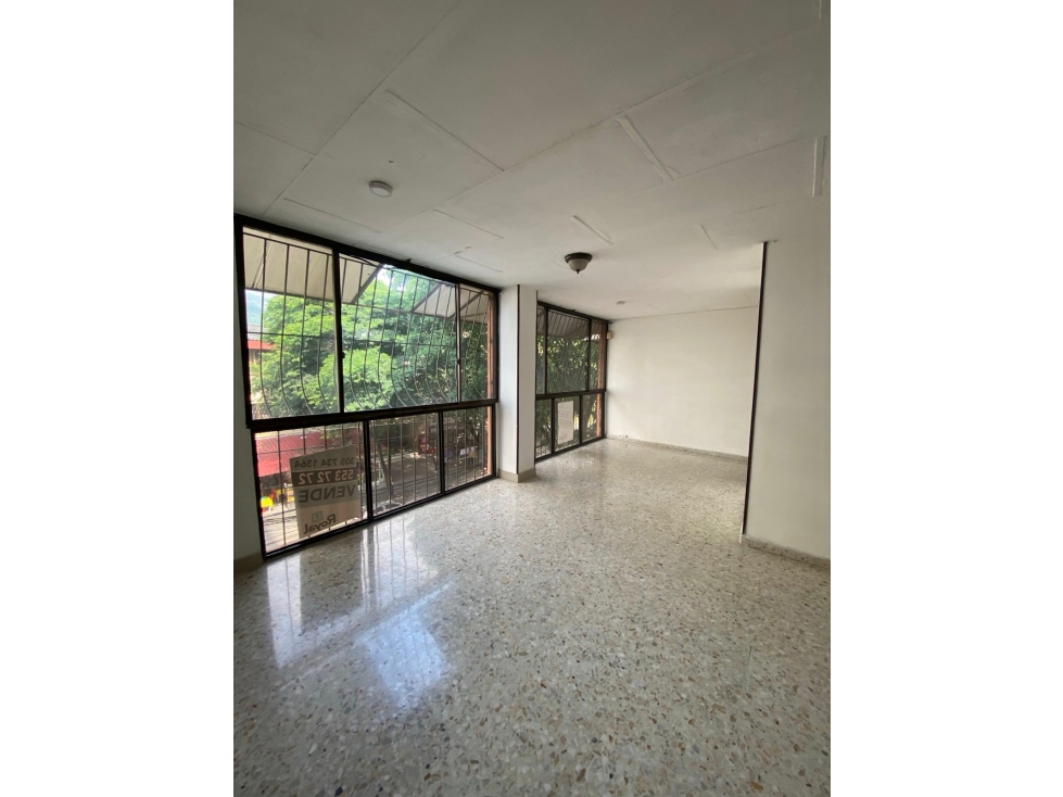 VENDO APARTAMENTO EN EDIFICIO FORTALEZA- VERSALLES - 2
