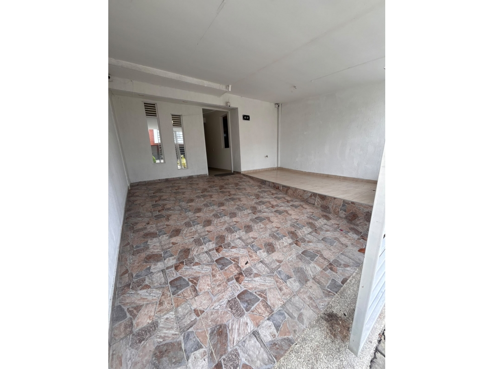 VENDO CASA EN CIUDAD PACIFICA DE TRES NIVELES CON TERRAZA — foto 2