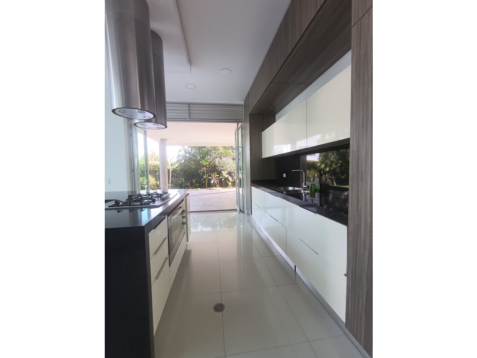 VENDO CASA LUJOSA EN CR AGUAS CALIENTES - PANCE — foto 6