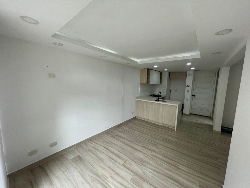VENDO APARTAMENTO EN CR MACONDO - CIUDAD GUABINAS
