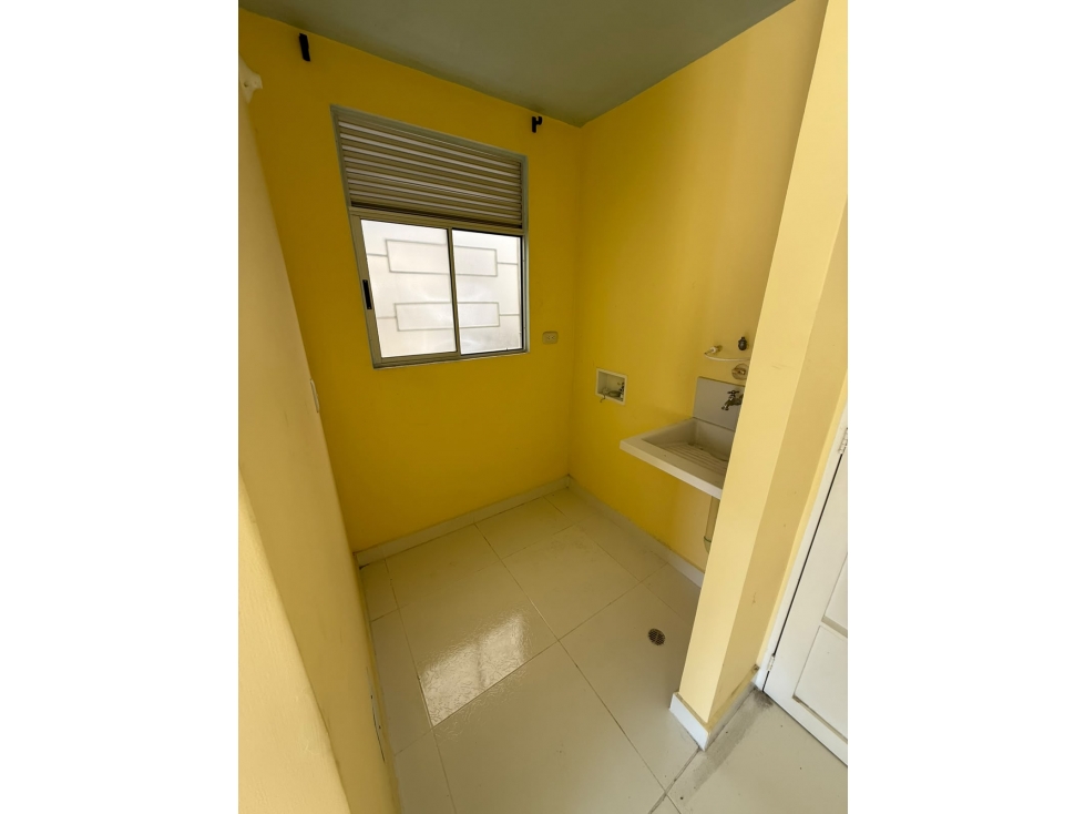 ARRIENDO APARTAMENTO EN LORICA - CIUDAD GUABINAS — foto 4