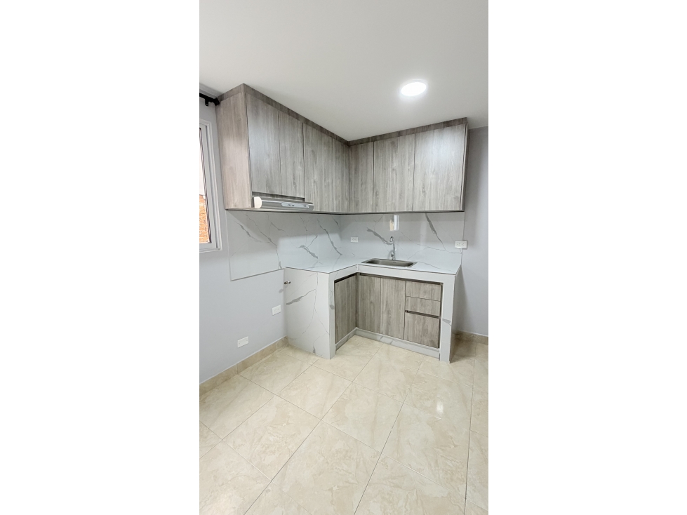 ARRIENDO APARTAESTUDIO EN SALOMIA 3 PISO — foto 3