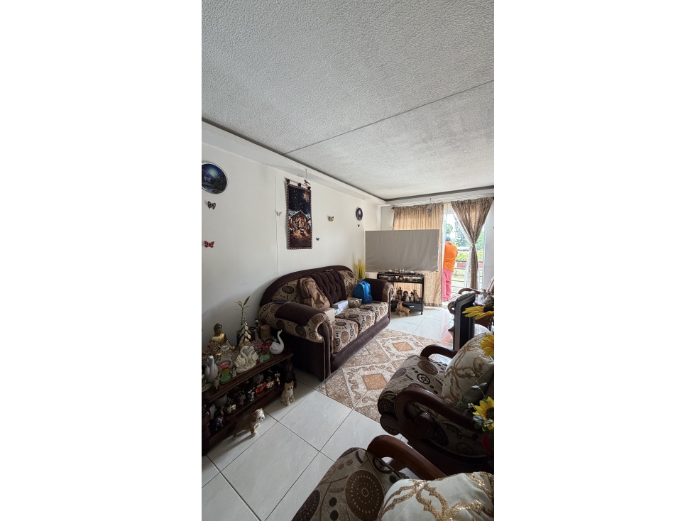 VENDO APARTAMENTO EN CR BALCONES DE VALDEPEÑAS - ALAMOS — foto 5