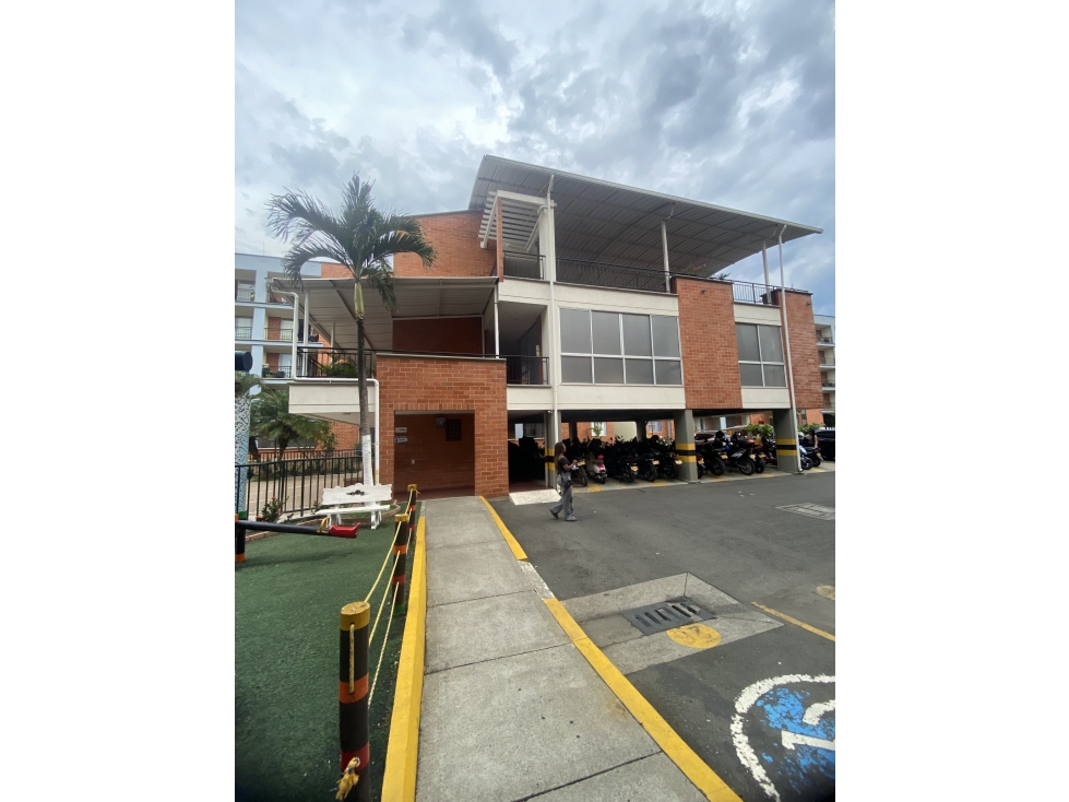 VENDO APARTAMENTO EN CR MANANTIAL DE LA BOCHA